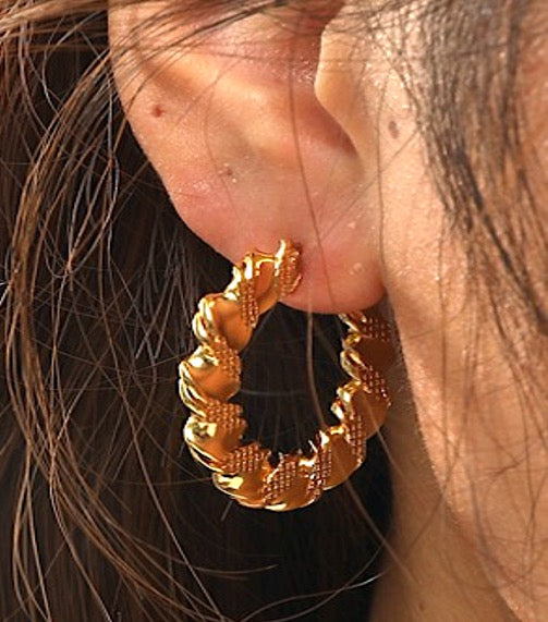 Earrings Retro Semicircular Yellow Gold Color