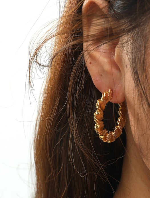 Earrings Retro Semicircular Yellow Gold Color