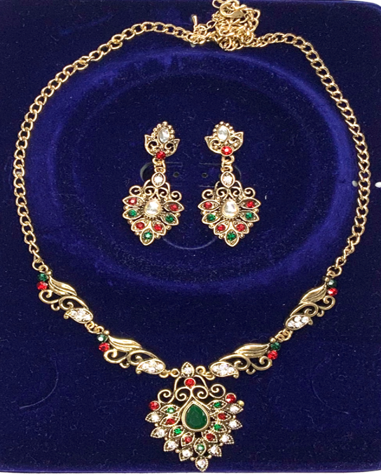 Conjunto de Joyas Estilo Barroco Cabujon Esmeralda Chapado en Oro Collar Pendientes Forma Flor
